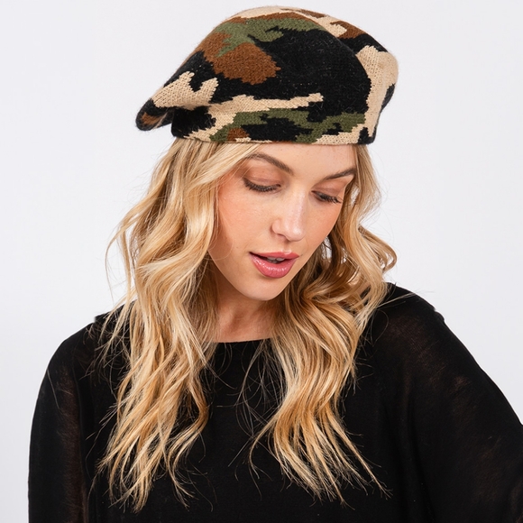 Camo Knit Beret Tam Winter Hat Fashion Statement Accessory Camouflage - Picture 1 of 5